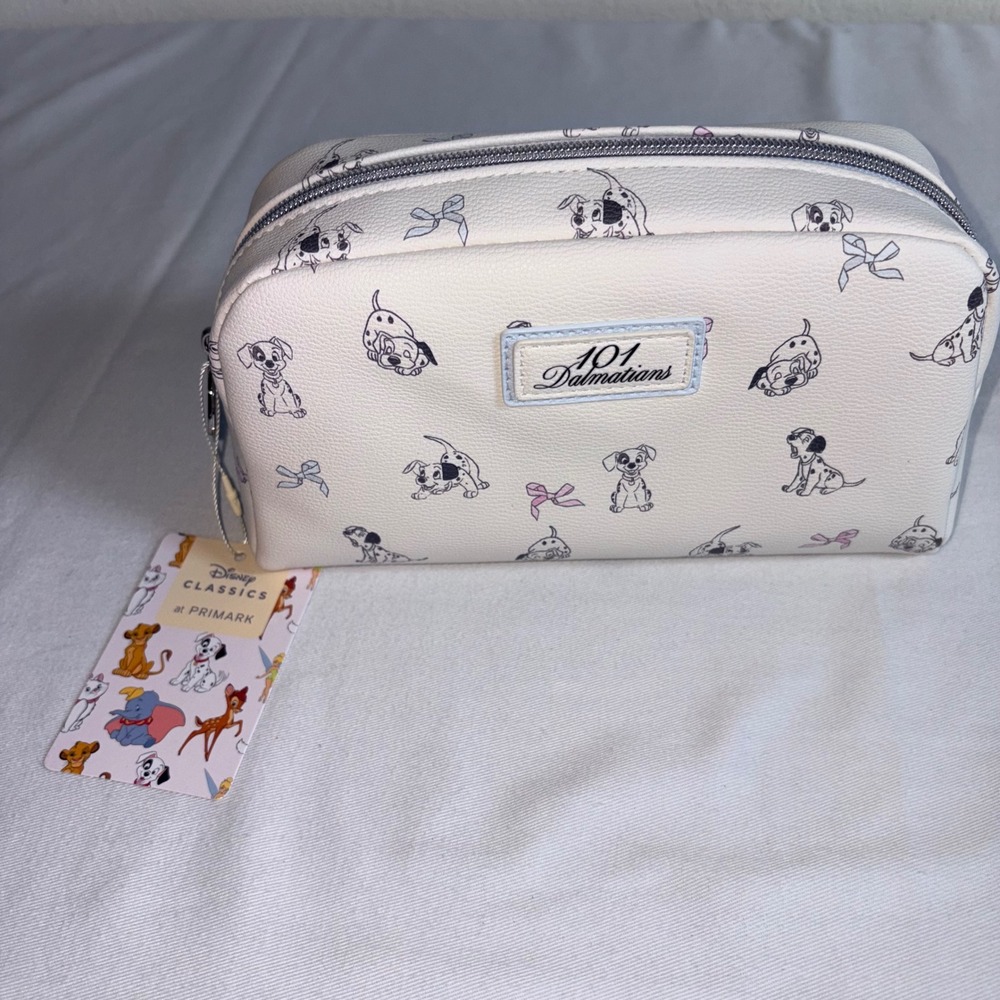 Disney Primark 101 Dalmatians Makeup Bag New Cream Puppy Print Bows Zip Pouch - Picture 1 of 11